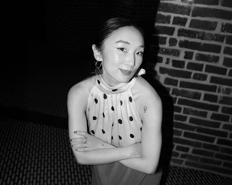 Haojing Simota is a illustrator, animator and visual artist known for creating editorial collages that cover fashion, culture and femininity.